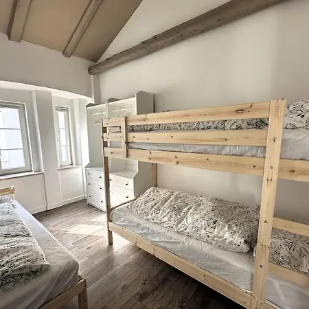 Centro Mazzini 9 ترييستي